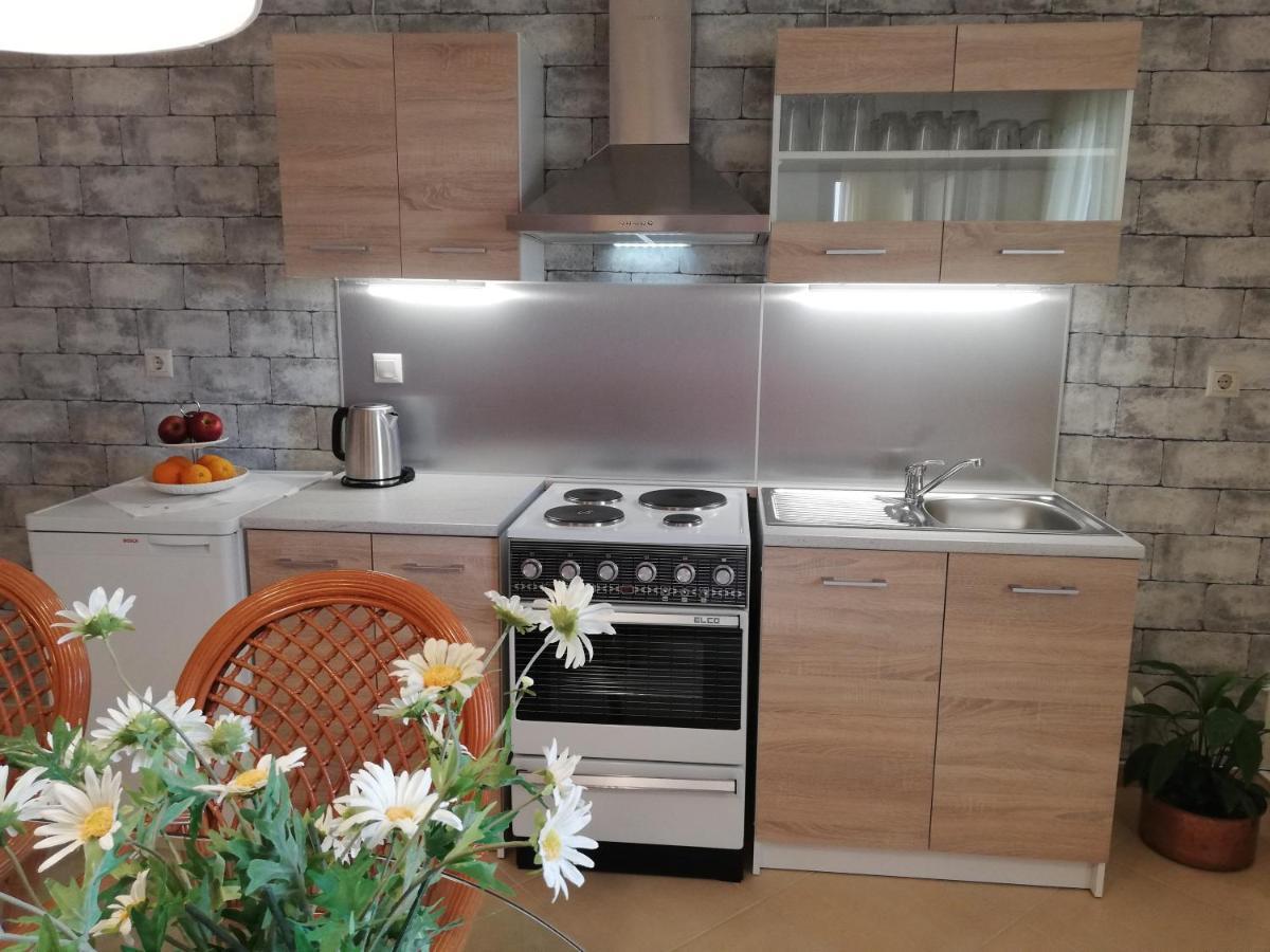 House With View In Amfithea Apartment Янина Екстериор снимка